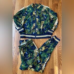 Ashley Sport Navy Tiger Track Suit Sz 14/16